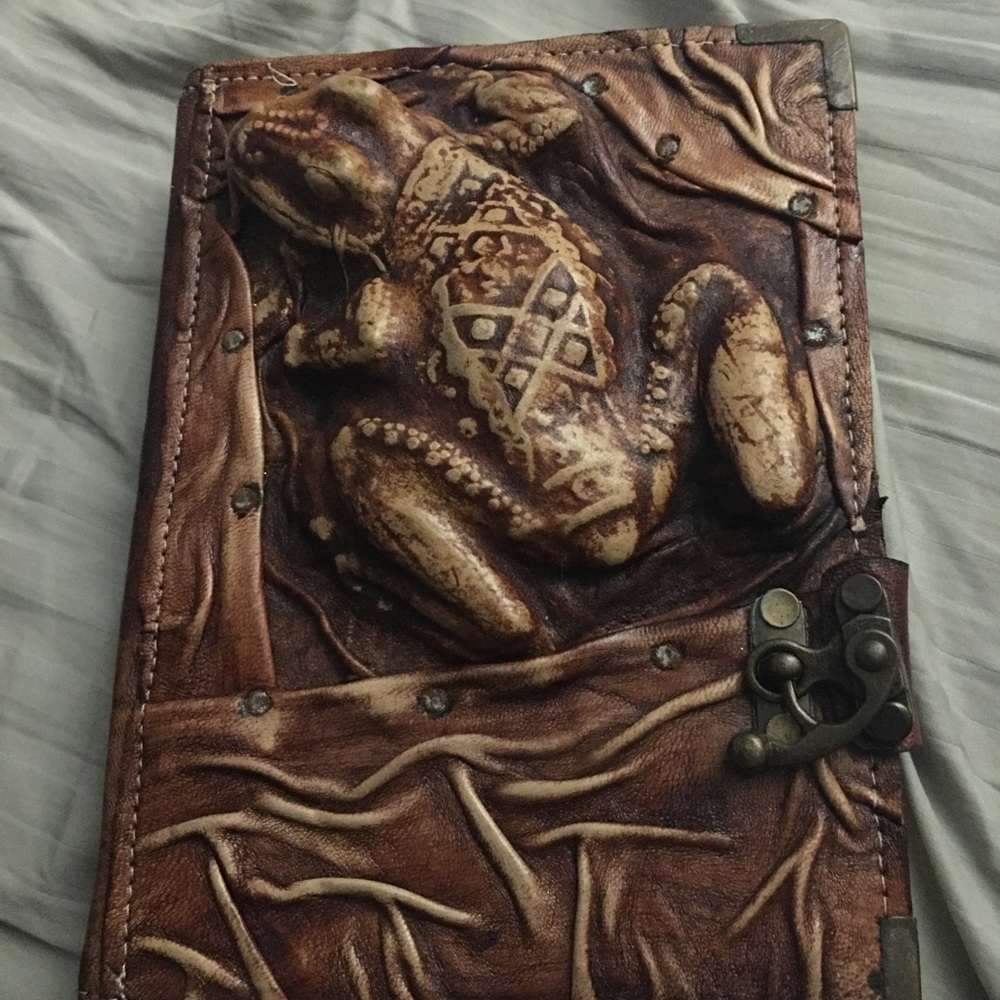 Handmade Leather-bound Journal - Picture 3 of 3